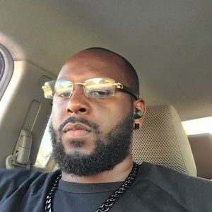 Meet your Posher, Elisha